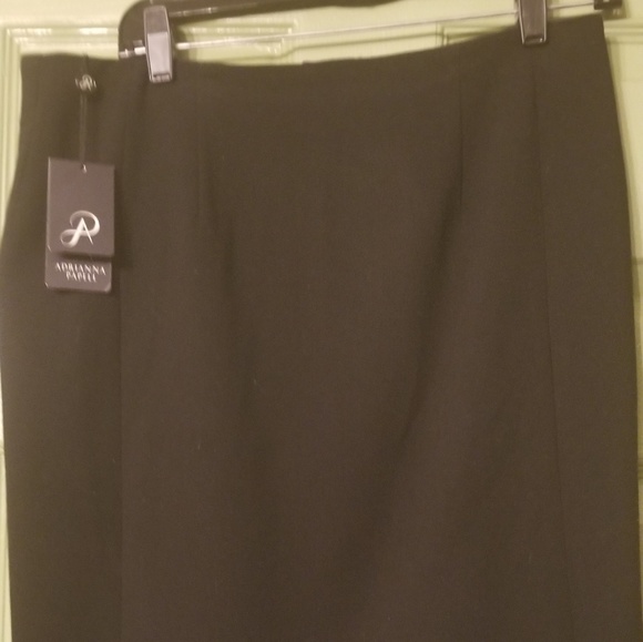 Skirt - Picture 2 of 2